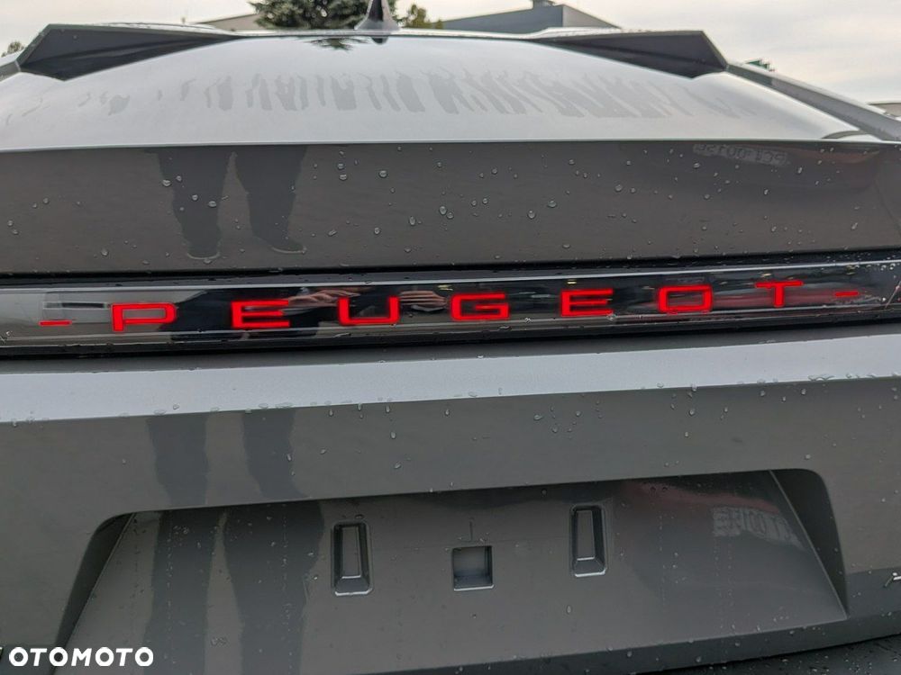 Peugeot 408 - 9