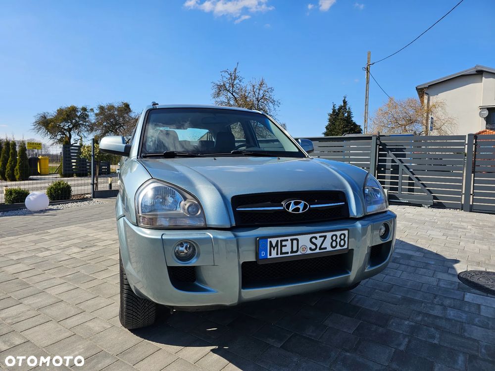 Hyundai Tucson 2.0 4WD GLS - 25