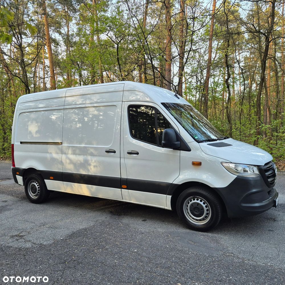 Mercedes-Benz Sprinter - 9