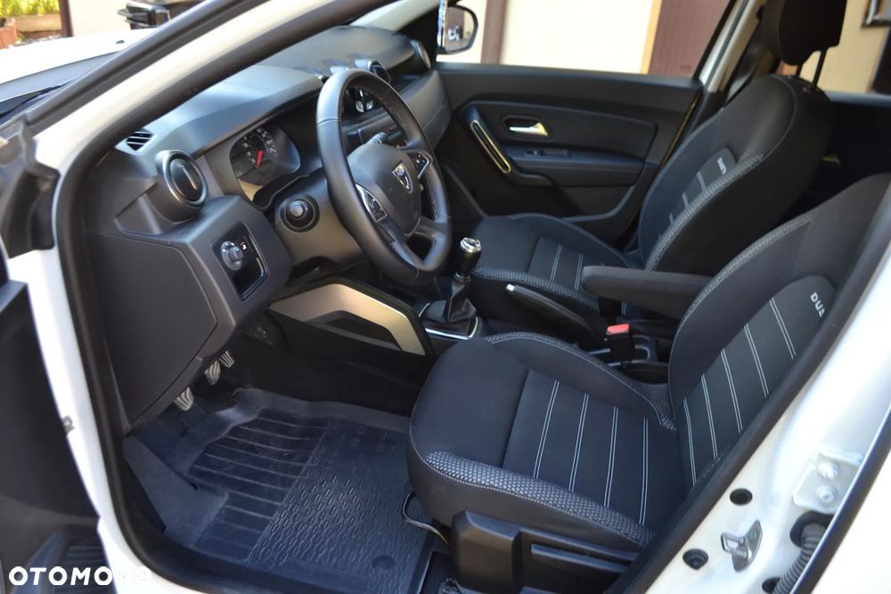 Dacia Duster 1.6 SCe Laureate S&S - 20