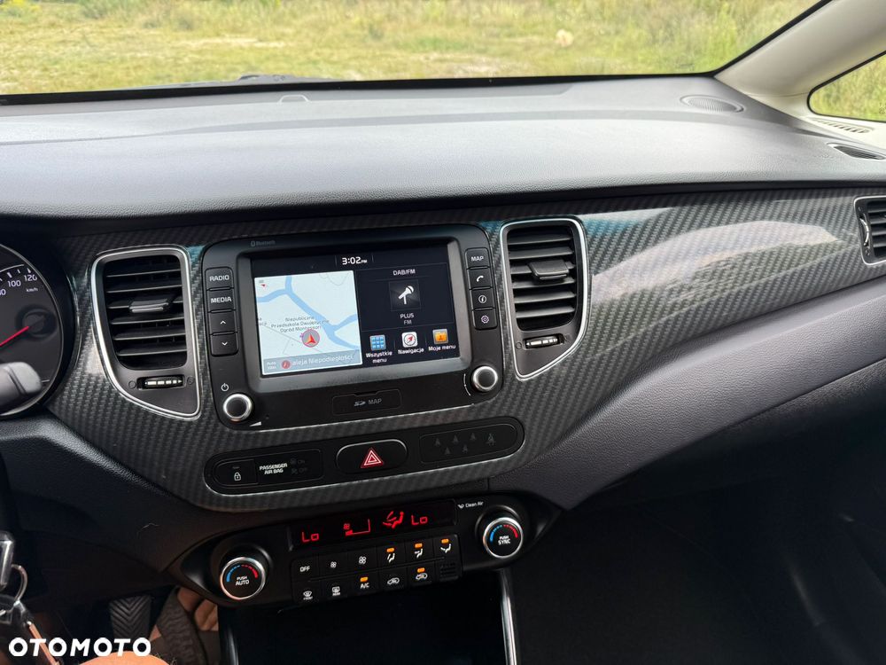 Kia Carens 1.7 CRDi M 7os - 27