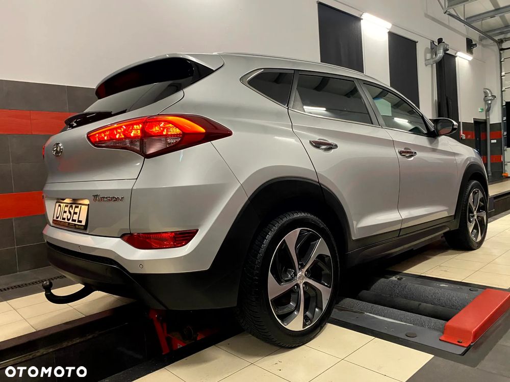 Hyundai Tucson blue 1.7 CRDi 2WD Style - 11