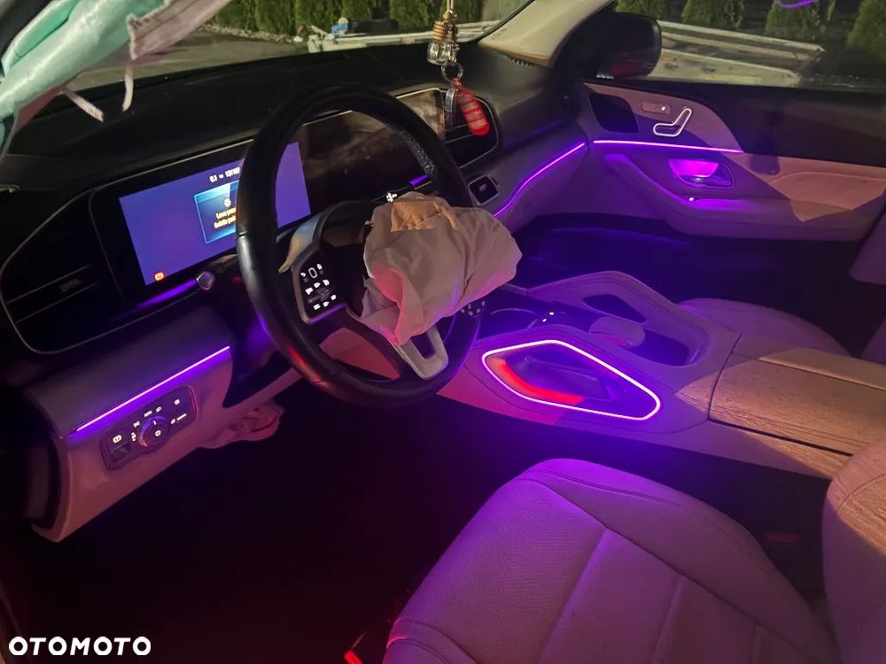 Mercedes-Benz GLE - 22