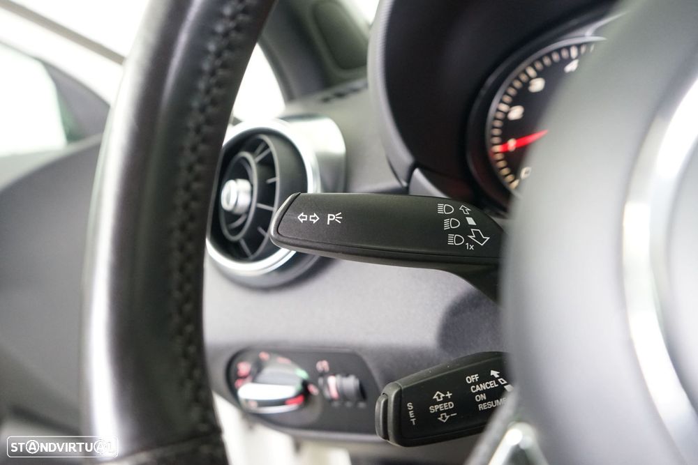 Audi A1 1.4 TFSI S-line S-Tronic - 21