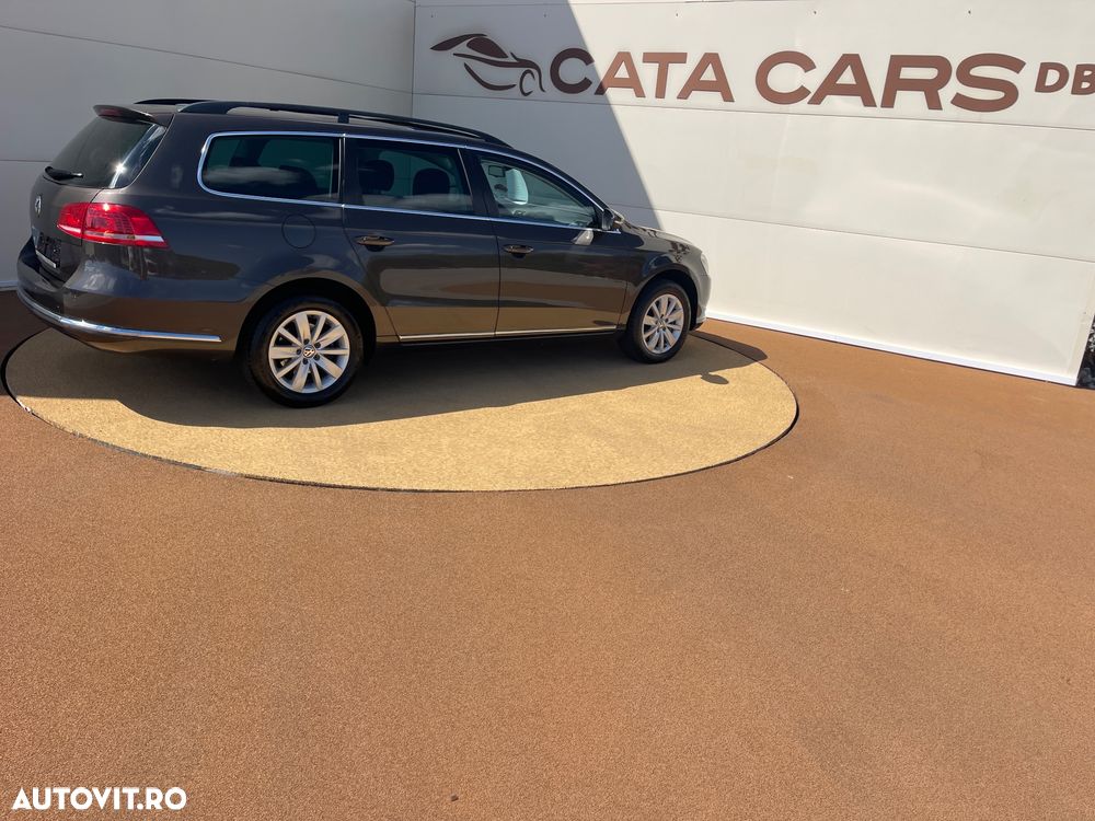 Volkswagen Passat 2.0 TDI BlueMotion Technology Comfortline - 16