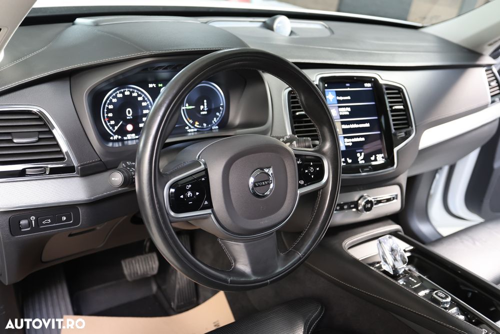 Volvo XC 90 T8 AWD Twin Engine Geartronic Inscription - 21