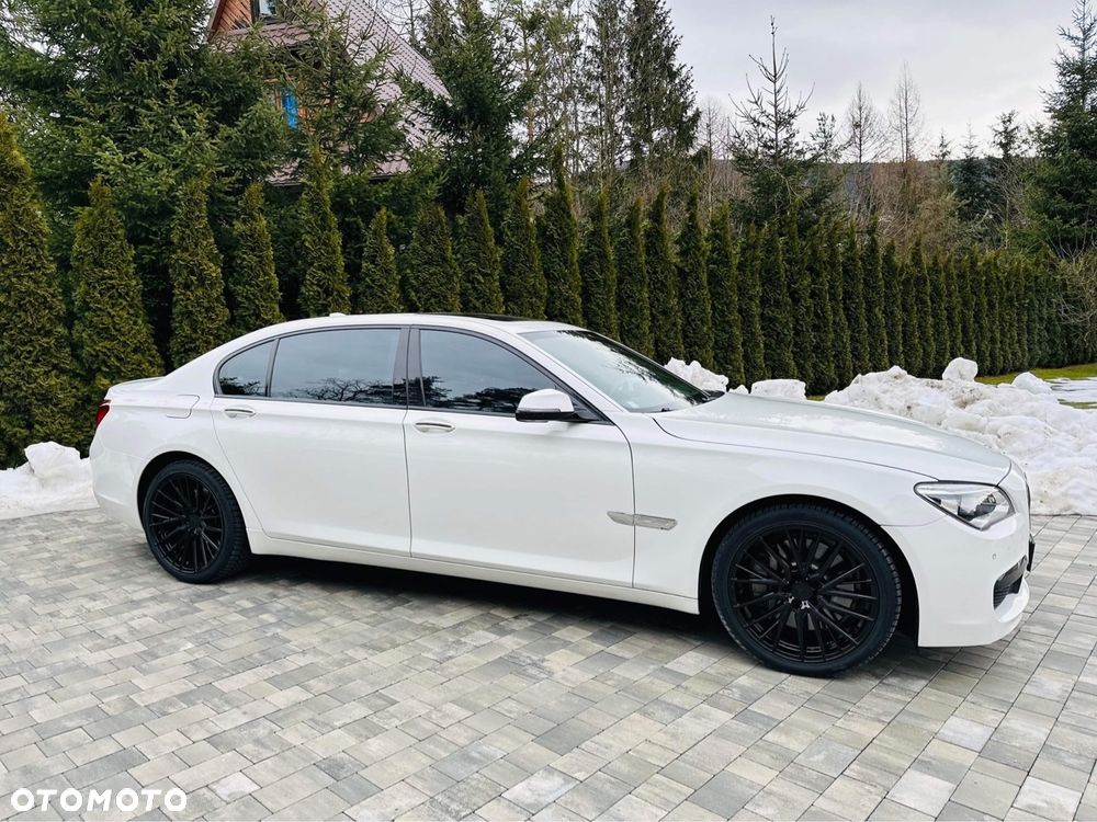 BMW Seria 7 750Li Edition Exclusive - 4