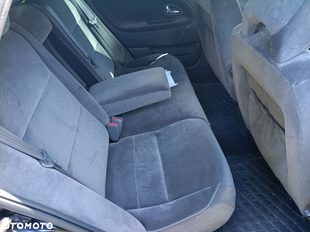 Volvo V40 1.8 - 14