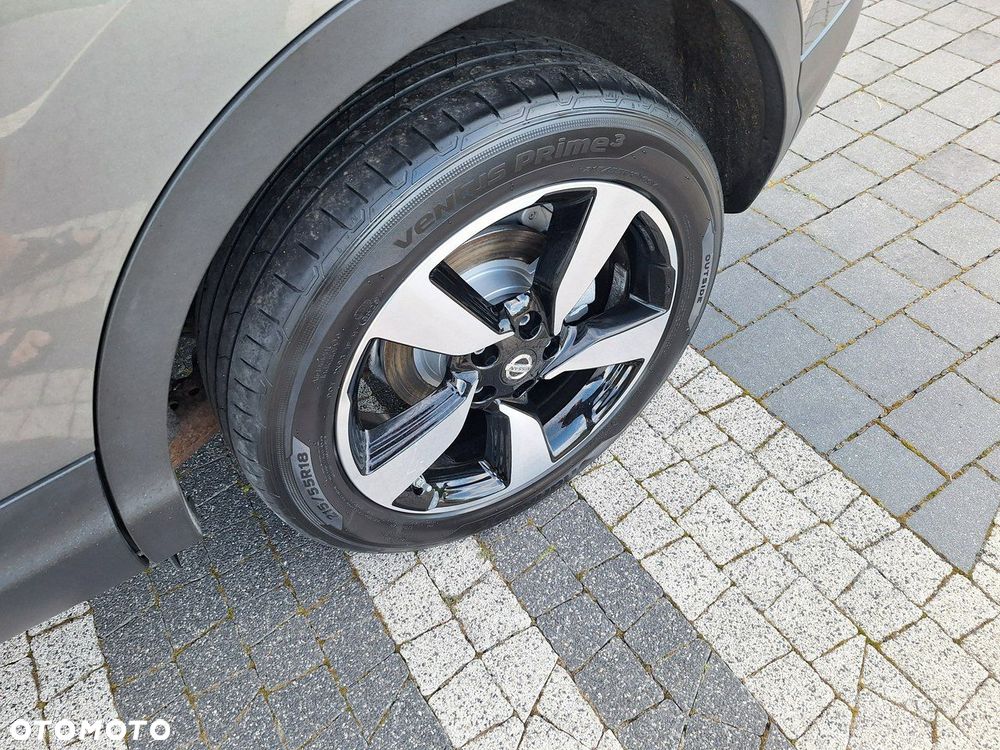 Nissan Qashqai 1.6 DIG-T N-Connecta - 24