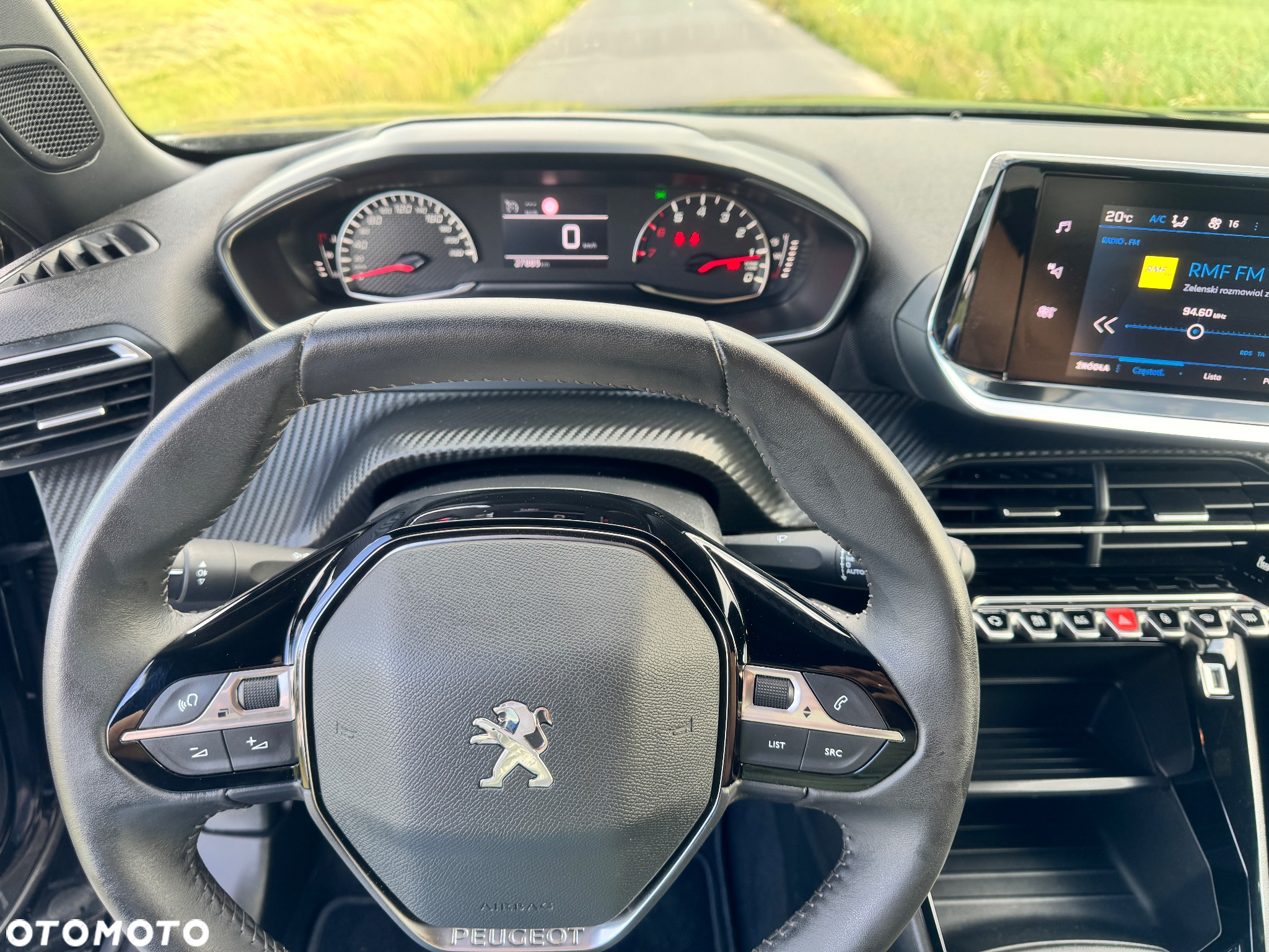 Peugeot 2008 1.2 PureTech Allure S&S - 35