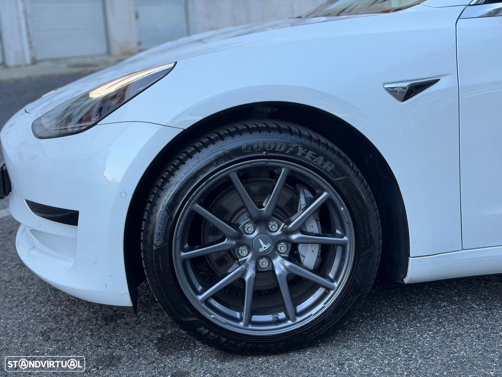 Tesla Model 3 Standard Range Plus RWD - 13