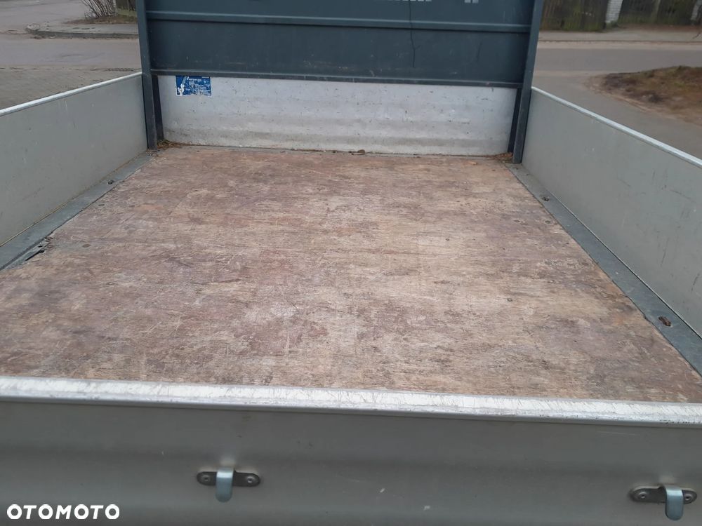 Mercedes-Benz Sprinter - 20