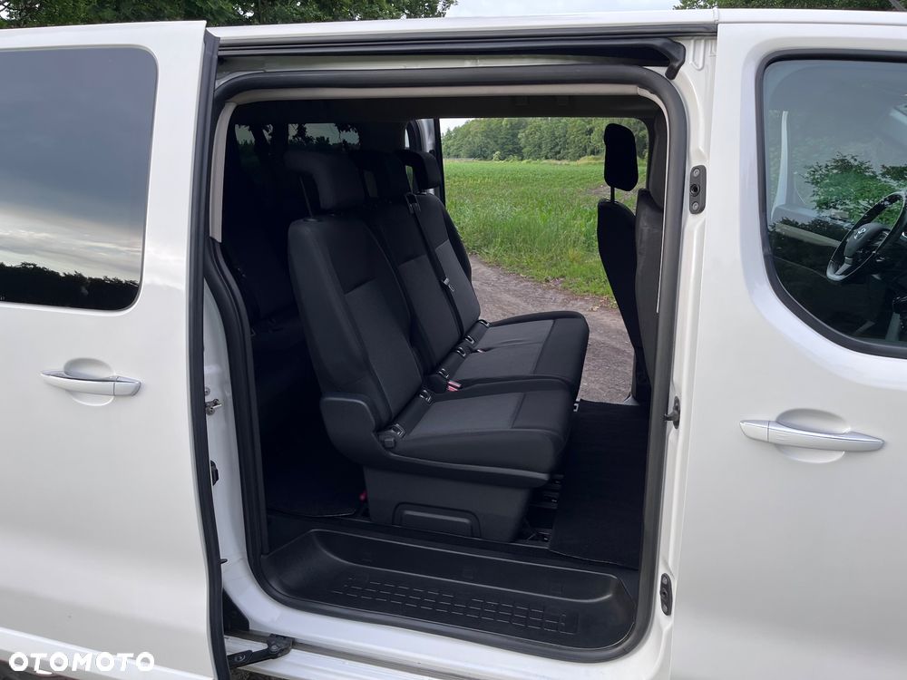 Toyota ProAce Kombi 2.0 D-4D Long 2,8t - 7