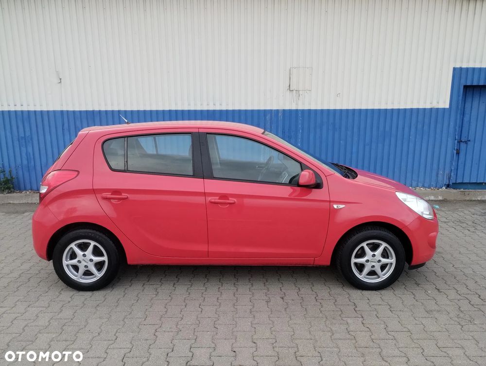 Hyundai i20 1.2 Classic + - 14