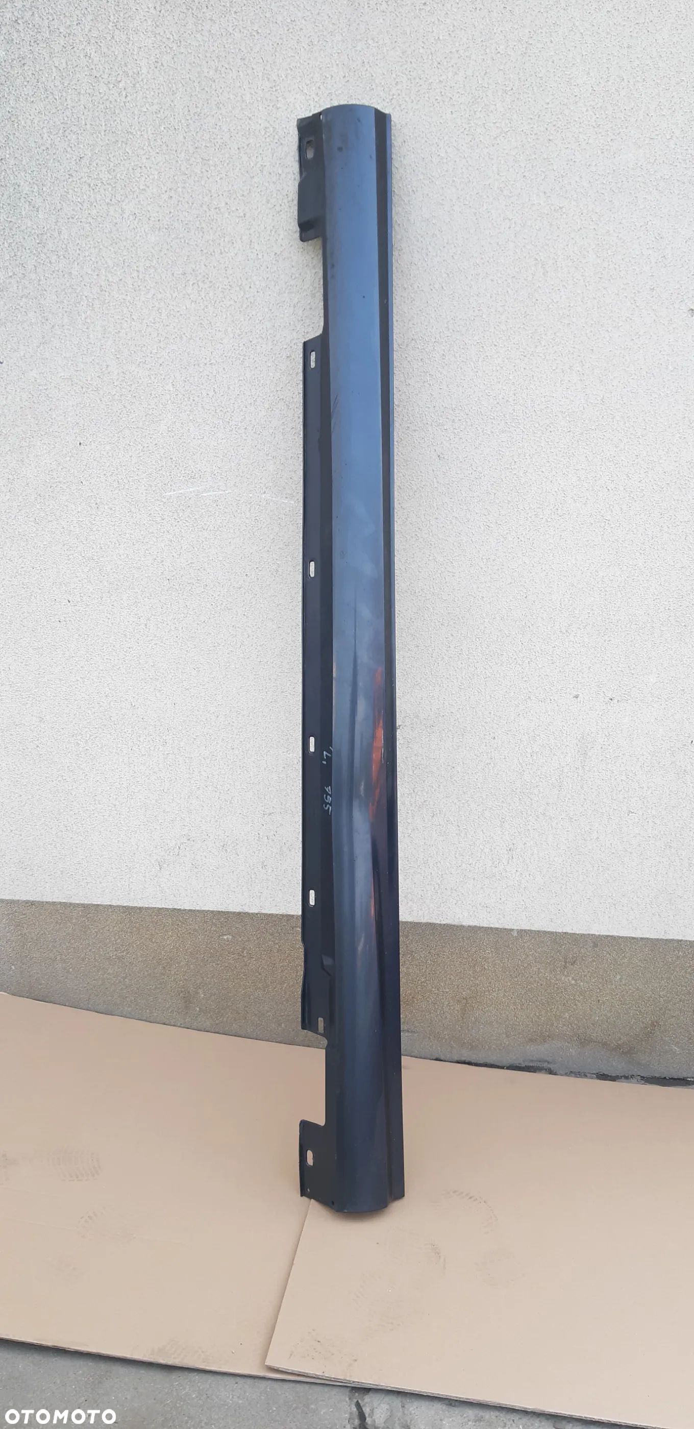 Listwa progowa lewa 755 A2046902540 Mercedes W204 2.2 diesel 2012r coupe - 1