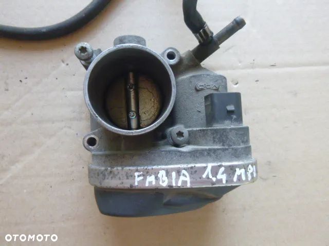 PRZEPUSTNICA SKODA FABIA I 1.4 MPI 047133062D - 1