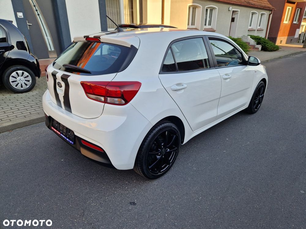 Kia Rio 1.2 Dream-Team Edition - 8