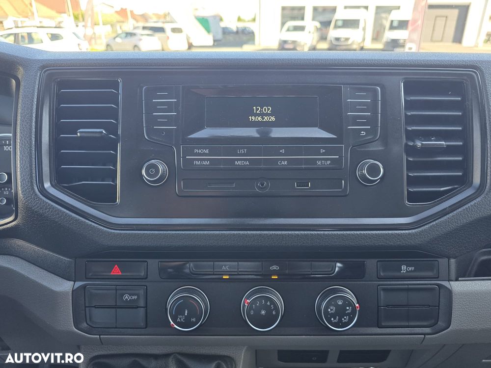Volkswagen Crafter 140 CP doka 6 loc. bena 2,7 m. 2019 - 26