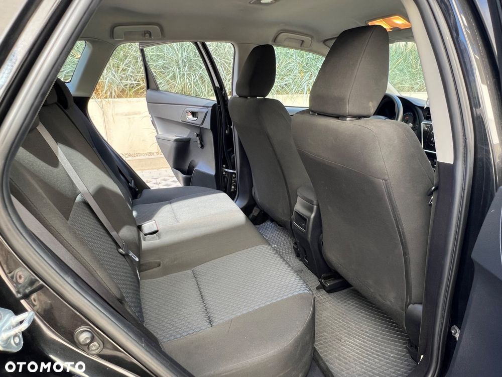 Toyota Auris 1.4 D-4D Active - 12