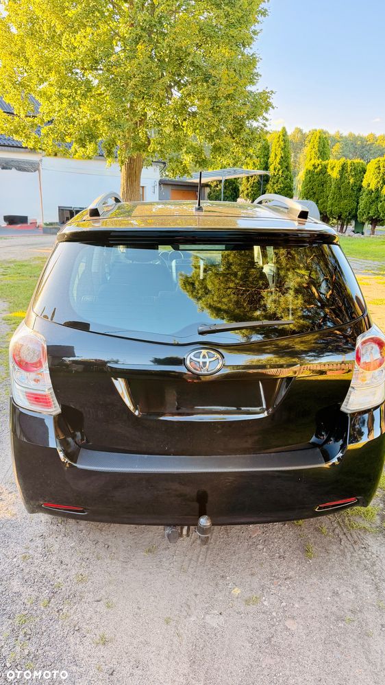Toyota Verso 2.0 D-4D Sol - 4