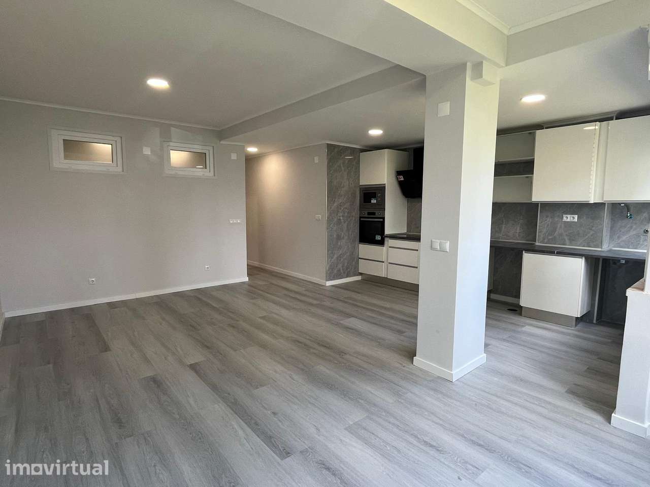 T2 REMODELADO nas figueirinhas em Oeiras  Como Novo! - Grande imagem: 4/24