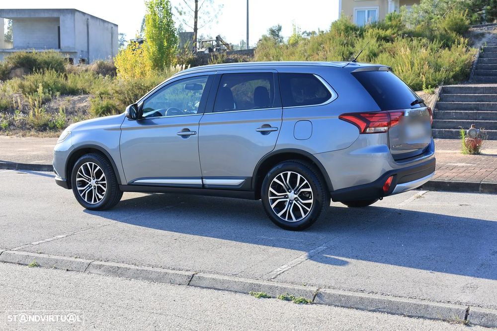 Mitsubishi Outlander 2017 photo 4