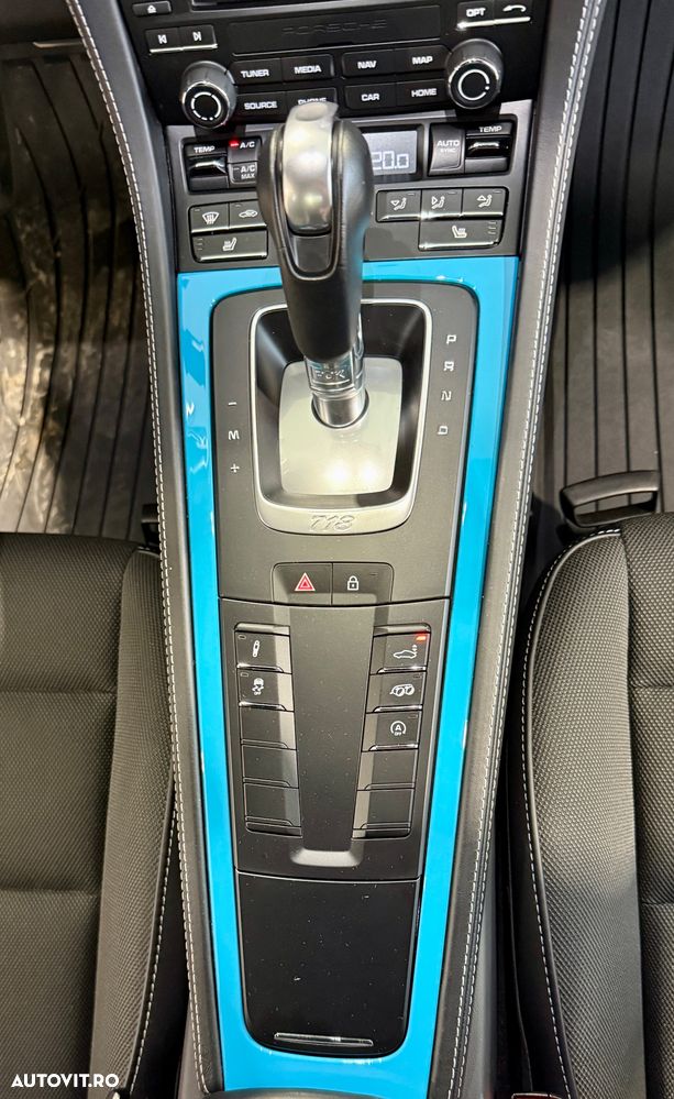 Porsche Cayman 718 GTS PDK - 15