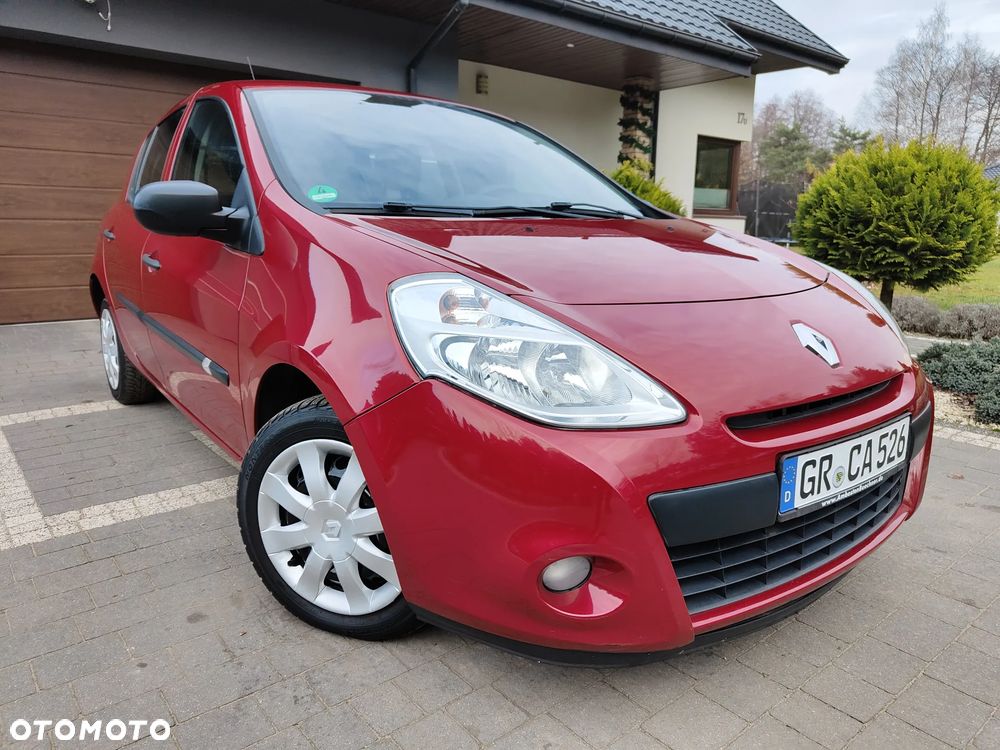 Renault Clio 1.2 16V 75 Expression - 1