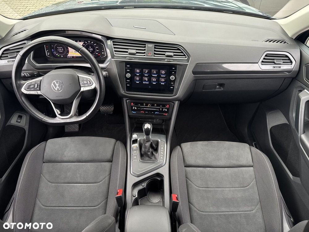 Volkswagen Tiguan 1.5 TSI EVO Elegance DSG - 17