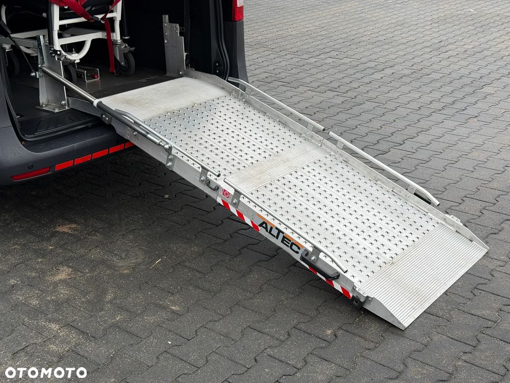 Mercedes-Benz Vito - 24