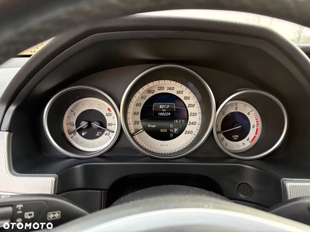 Mercedes-Benz Klasa E 300 BlueTEC 9G-TRONIC Elegance - 16