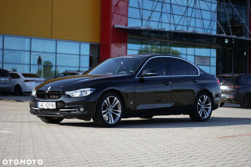 BMW Seria 3 330e iPerformance Sport Line - 1