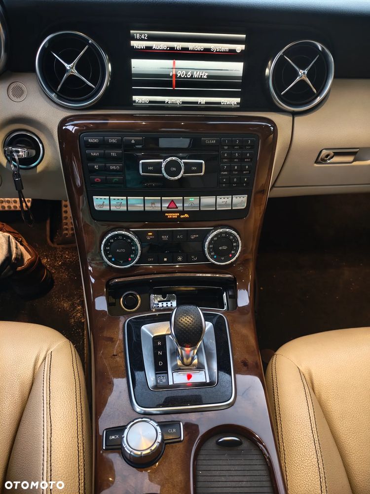 Mercedes-Benz SLK 300 9G-Tronic - 18