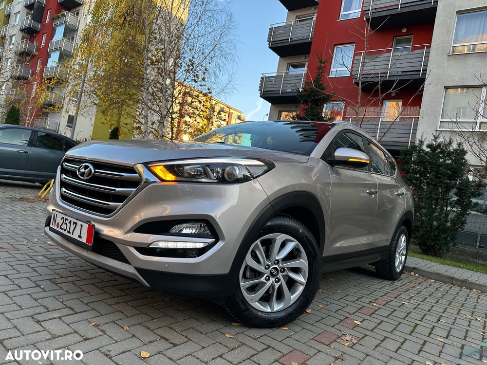 Hyundai Tucson blue 1.7 CRDi 2WD DCT Style - 1