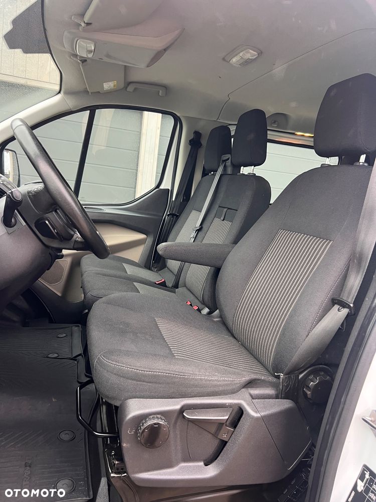 Ford Transit Custom - 10