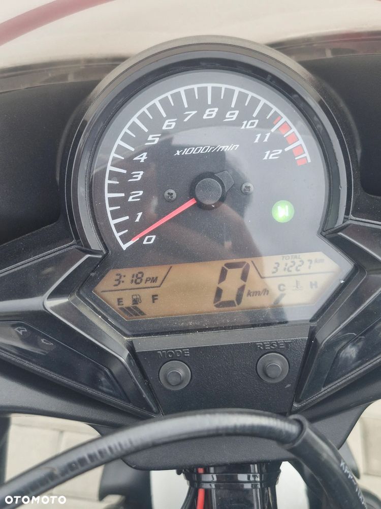 Honda CBR - 15