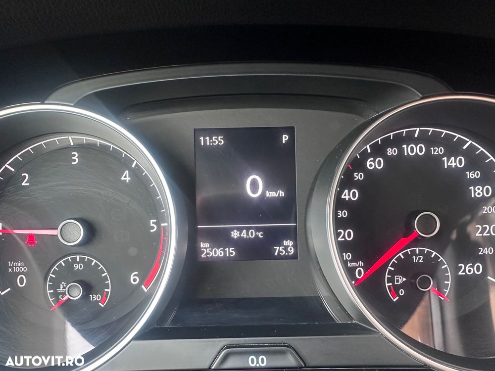 Volkswagen Golf 2.0 TDI DSG BMT Comfortline - 13