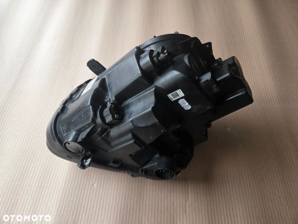 Lampa przednia prawa Citroen C3 Aircross - 11