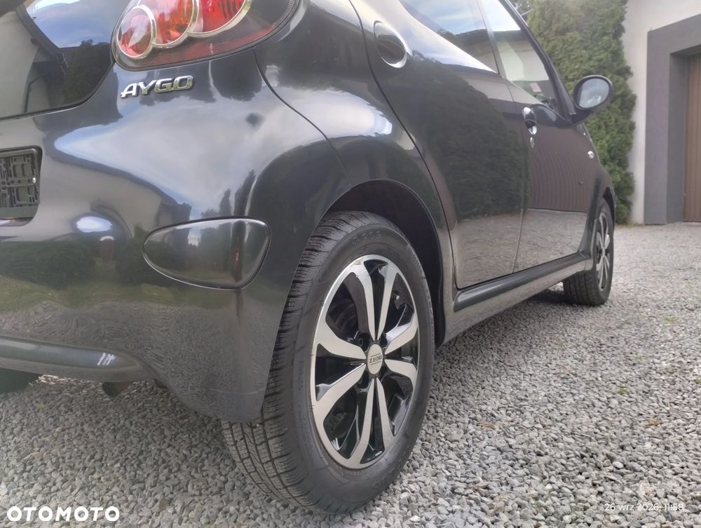 Toyota Aygo - 15