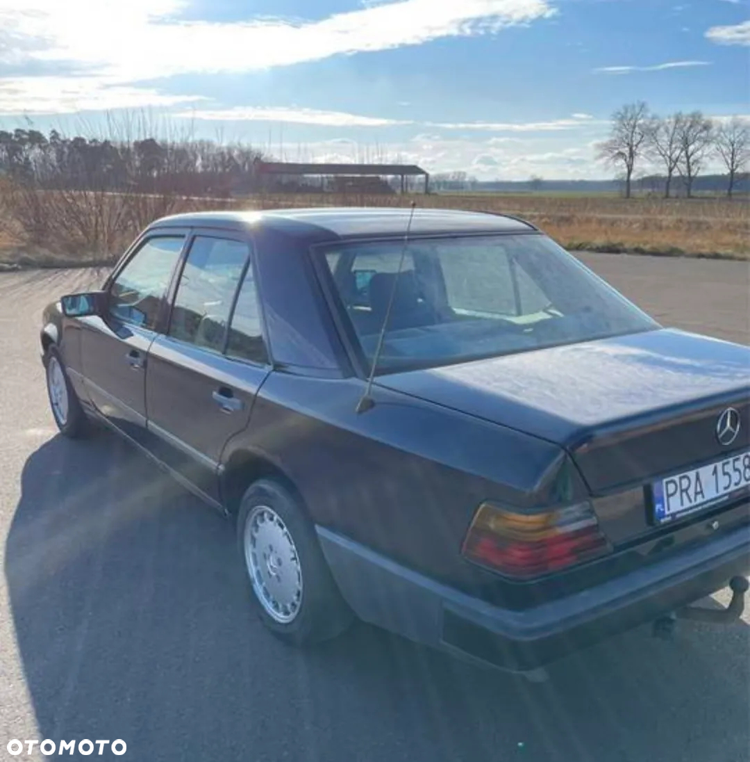 Mercedes-Benz W124 (1984-1993) - 6