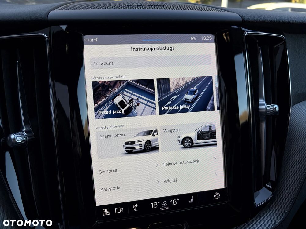 Volvo XC 60 B4 D Essential - 28