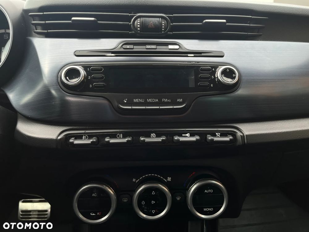 Alfa Romeo Giulietta 1.4 TB MultiAir Distinctive TCT - 7