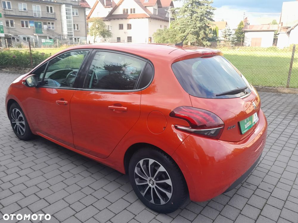 Peugeot 208 PureTech 82 Start & Stop Style - 8