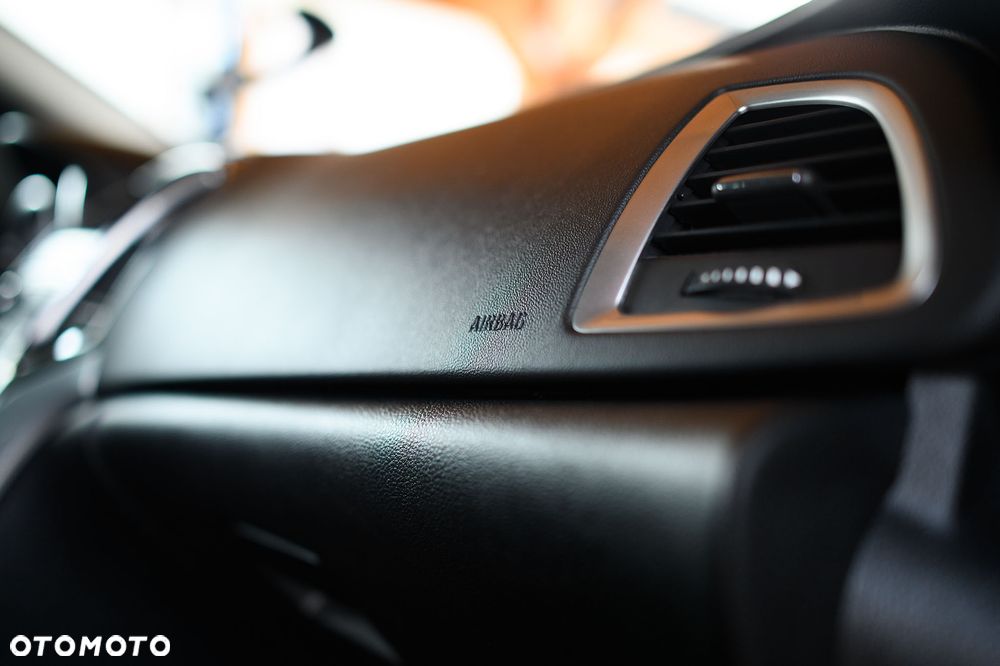 Opel Astra 1.6 SIDI Turbo ecoFLEX Start/Stop Innovation - 8