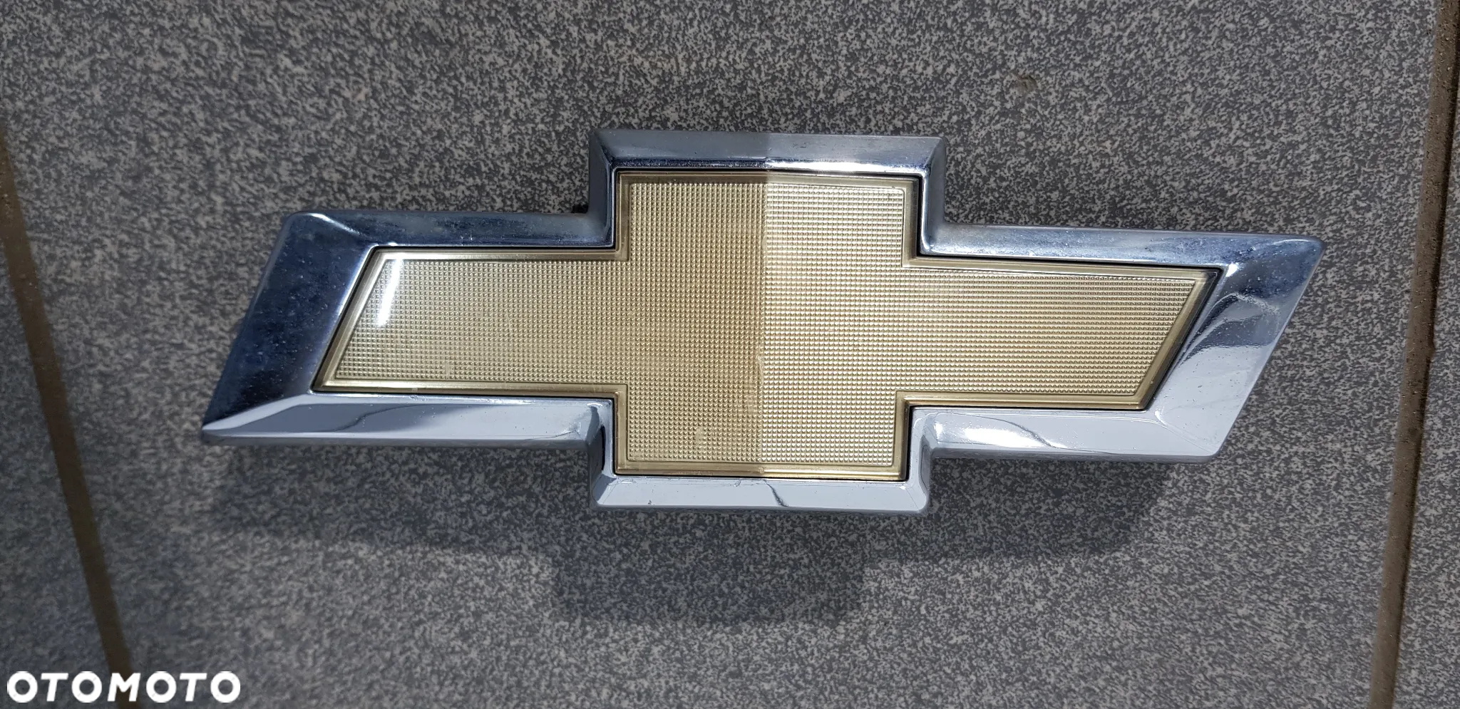 Chevrolet Captiva Lift Emblemat Znaczek Zderzaka - 5