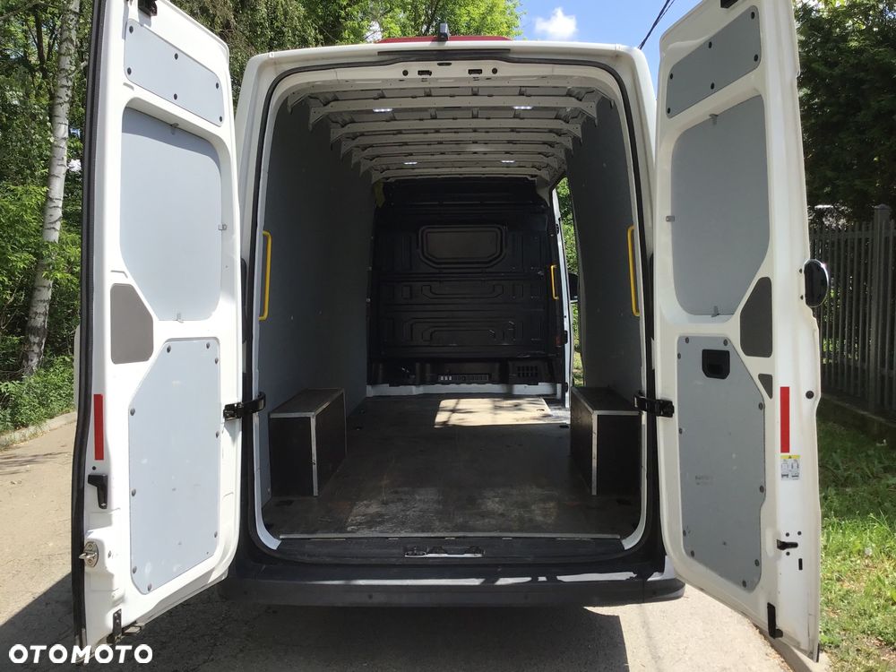 Volkswagen Crafter - 4