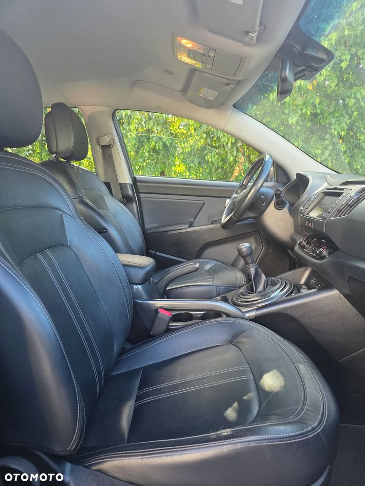 Kia Sportage 2.0 CVVT 2WD Attract - 24