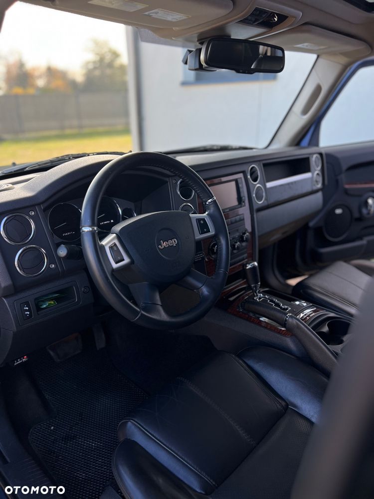 Jeep Commander 5.7 V8 Limited - 9