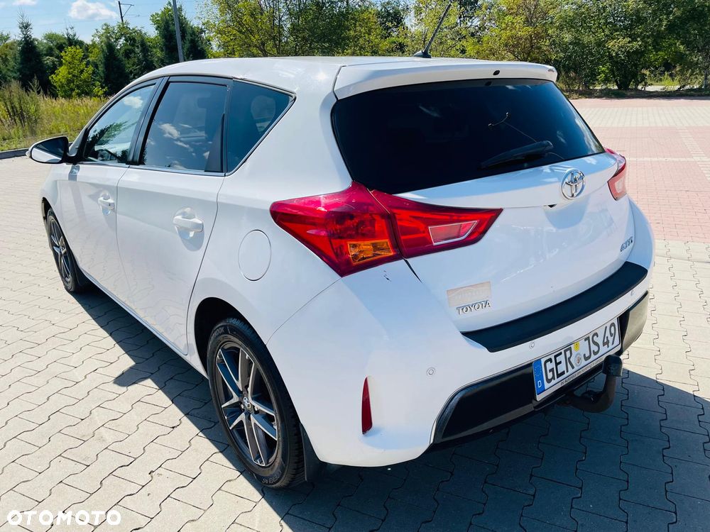 Toyota Auris 1.6 Valvematic Comfort - 3