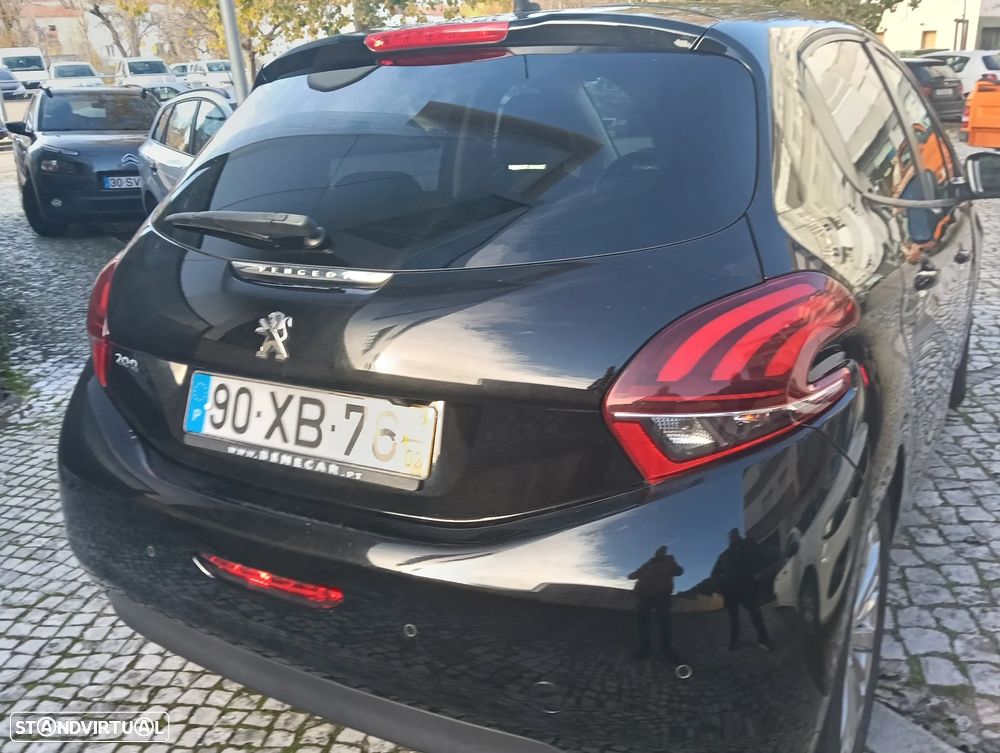 Peugeot 208 1.2 PureTech Style - 34